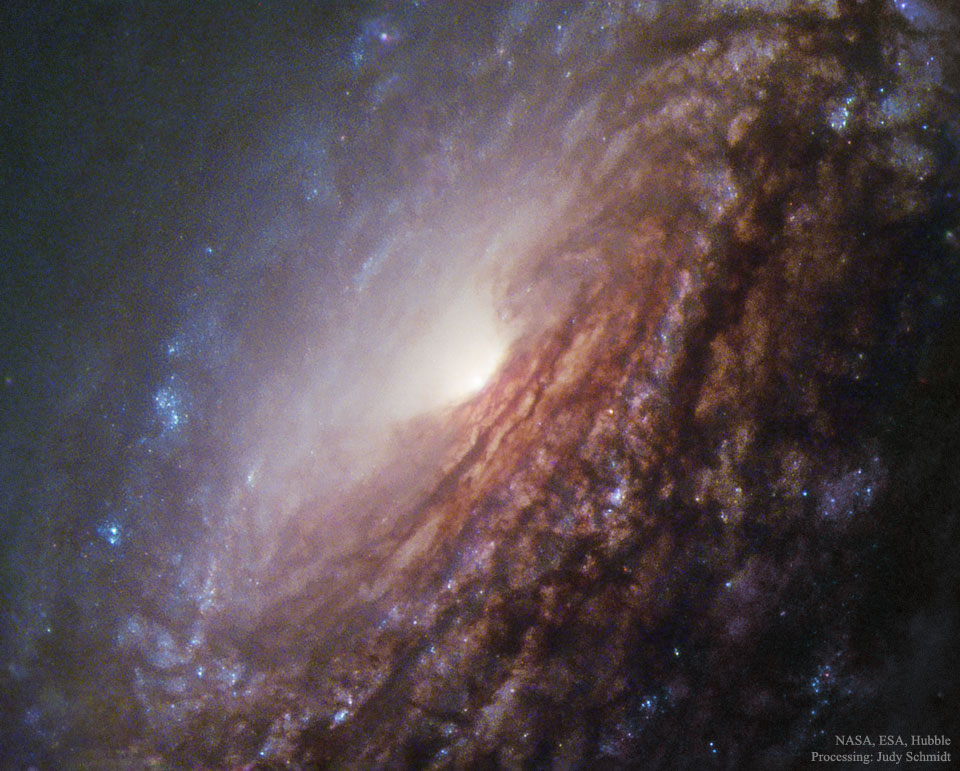 تصویر امروز (20دی ) ناسا از کهکشان (NGC 5033 )